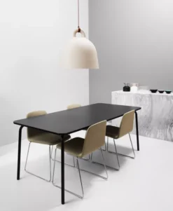 Normann Copenhagen Tweedekansje - Bell Hanglamp Large Zwart -Normann Copenhagen Verkoopwinkel x886x886 1014.jpg.pagespeed.ic .H0mtL xz7t 2