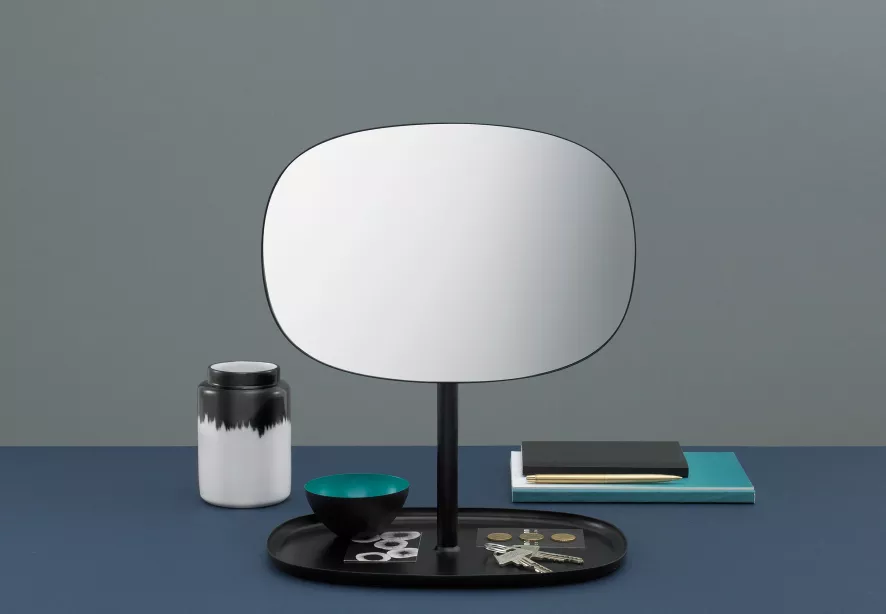 Normann Copenhagen Flip Mirror Spiegel Zwart 6 Normann Copenhagen Flip Mirror Spiegel Zwart - Afbeelding 6