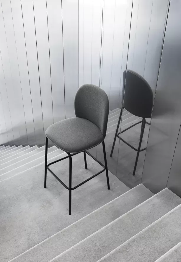 Normann Copenhagen Ace Barkruk 75 Zwart Gepoedercoat Onderstel Main Line Flex 14 Normann Copenhagen Ace Barkruk 75 Zwart Gepoedercoat Onderstel Main Line Flex - Afbeelding 14