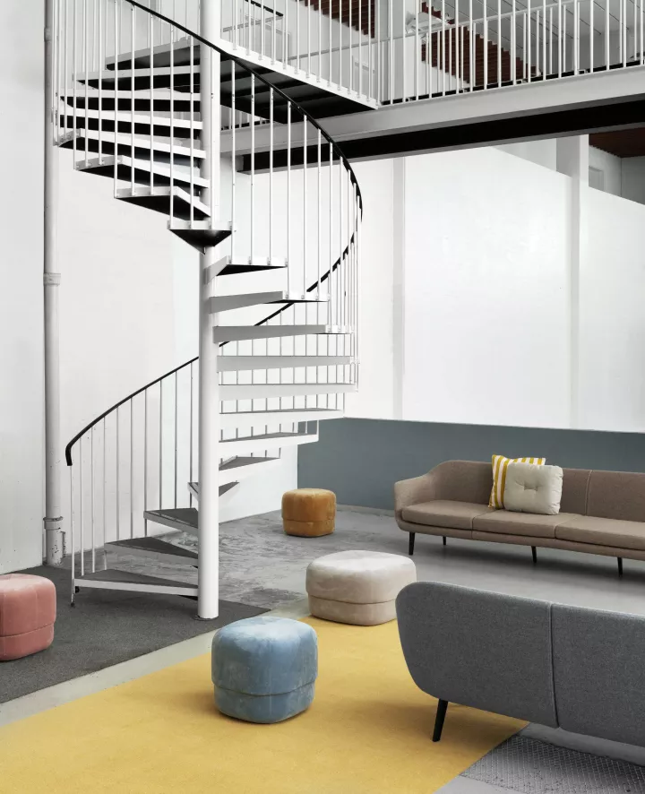 Normann Copenhagen Circus Velour Poef Large Yellow 6 Normann Copenhagen Circus Velour Poef Large Yellow - Afbeelding 6