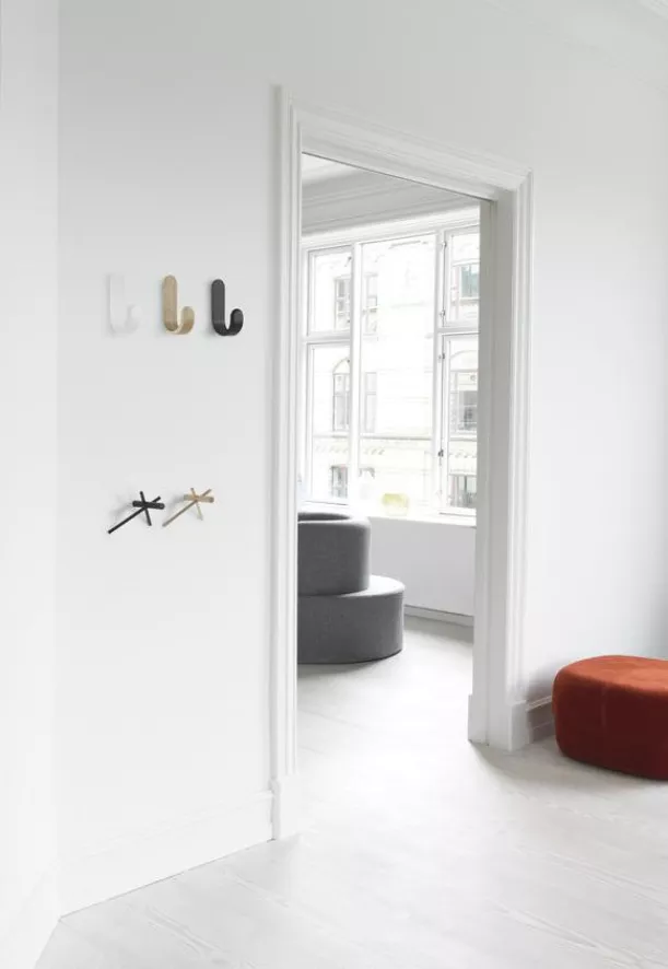 Normann Copenhagen Curve Hook Haak White 10 Normann Copenhagen Curve Hook Haak White - Afbeelding 10