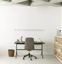 Normann Copenhagen Dim Linear Hanglamp LED Aluminium -Normann Copenhagen Verkoopwinkel x886x886 normann copenhagen dim linear hanglamp led5.jpg.pagespeed.ic .bz4e5g932R 1