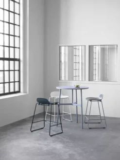 Normann Copenhagen Form Barstool Barkruk 65cm Met Zwart Onderstel Blauw 24 Normann Copenhagen Form Barstool Barkruk 65cm Met Zwart Onderstel Blauw -Normann Copenhagen Verkoopwinkel x886x886 normann copenhagen form barstool barkruk 65 cm met stalen onderstel9.jpg.pagespeed.ic .0JskcDRv a 4