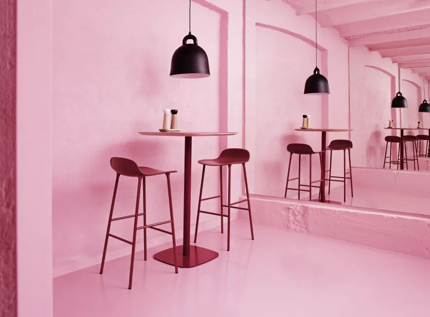 Normann Copenhagen Form Barstool Barkruk 65 Cm Met Stalen Onderstel Zwart 10 Normann Copenhagen Form Barstool Barkruk 65 Cm Met Stalen Onderstel Zwart - Afbeelding 10