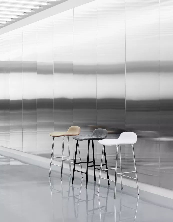 Normann Copenhagen Form Barstool Barkruk 65 Cm Met Stalen Onderstel Rood 11 Normann Copenhagen Form Barstool Barkruk 65 Cm Met Stalen Onderstel Rood - Afbeelding 11