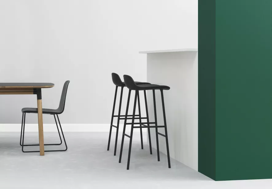 Normann Copenhagen Form Barstool Barkruk 65 Cm Met Stalen Onderstel Rood 8 Normann Copenhagen Form Barstool Barkruk 65 Cm Met Stalen Onderstel Rood - Afbeelding 8