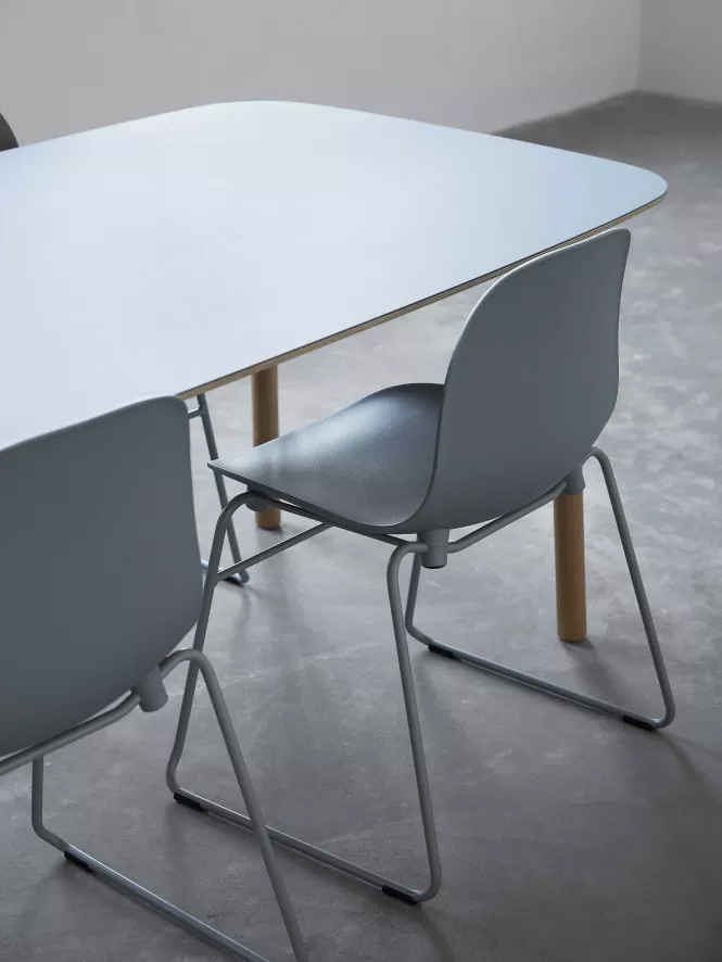 Normann Copenhagen Form Table Tafel Groen 200x95 12 Normann Copenhagen Form Table Tafel Groen 200x95 - Afbeelding 12
