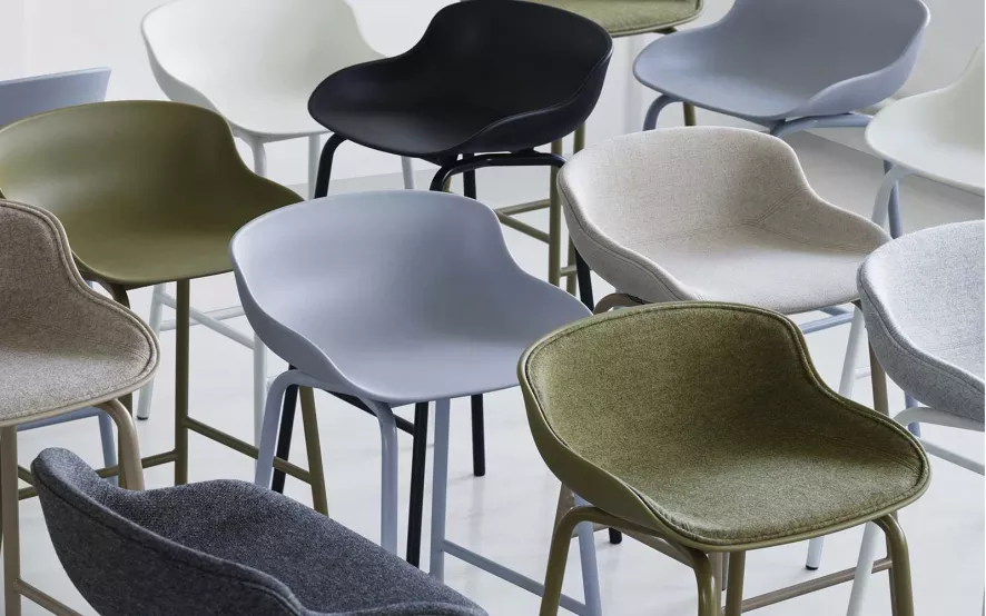 Normann Copenhagen Hyg Barkruk 75 Cm Full Upholstery Zwart Main Line Flax 8 Normann Copenhagen Hyg Barkruk 75 Cm Full Upholstery Zwart Main Line Flax - Afbeelding 8