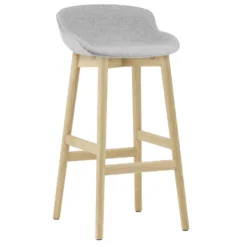 Normann Copenhagen Hyg Gestoffeerde Barkruk 75cm Eiken Synergy Grey