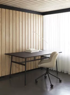 Normann Copenhagen Hyg Gestoffeerde Bureaustoel Zwart Ultra Leather Black -Normann Copenhagen Verkoopwinkel x886x886 normann copenhagen hyg gestoffeerde bureaustoel zwart onderstel9.jpg.pagespeed.ic .Kd cZO9ttP 3