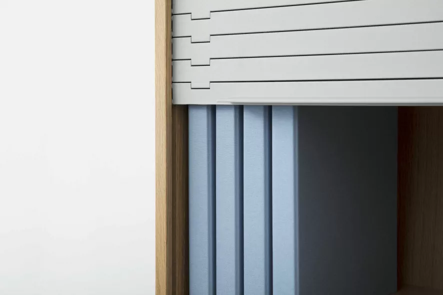 Normann Copenhagen Jalousi Cabinet Low Opbergkast Donkerblauw 7 Normann Copenhagen Jalousi Cabinet Low Opbergkast Donkerblauw - Afbeelding 7