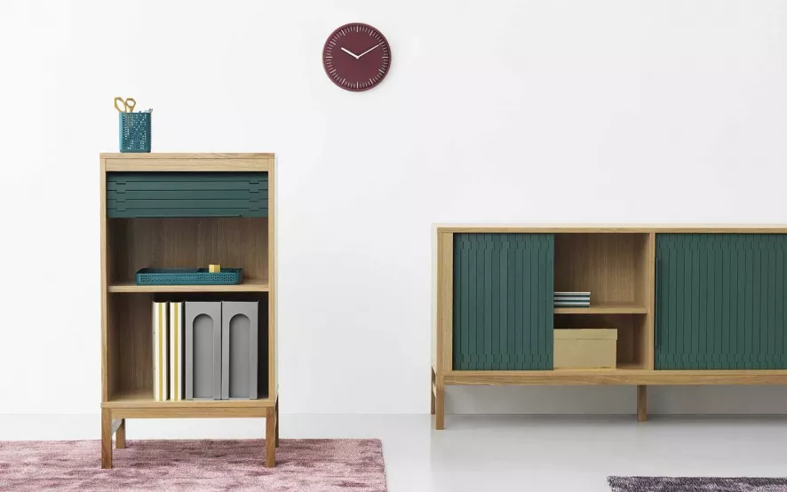 Normann Copenhagen Jalousi Cabinet Low Opbergkast Donkerblauw 6 Normann Copenhagen Jalousi Cabinet Low Opbergkast Donkerblauw - Afbeelding 6