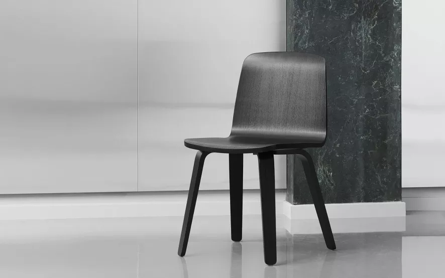 Normann Copenhagen Just Chair Oak Stoel Zwart 2 Normann Copenhagen Just Chair Oak Stoel Zwart - Afbeelding 2