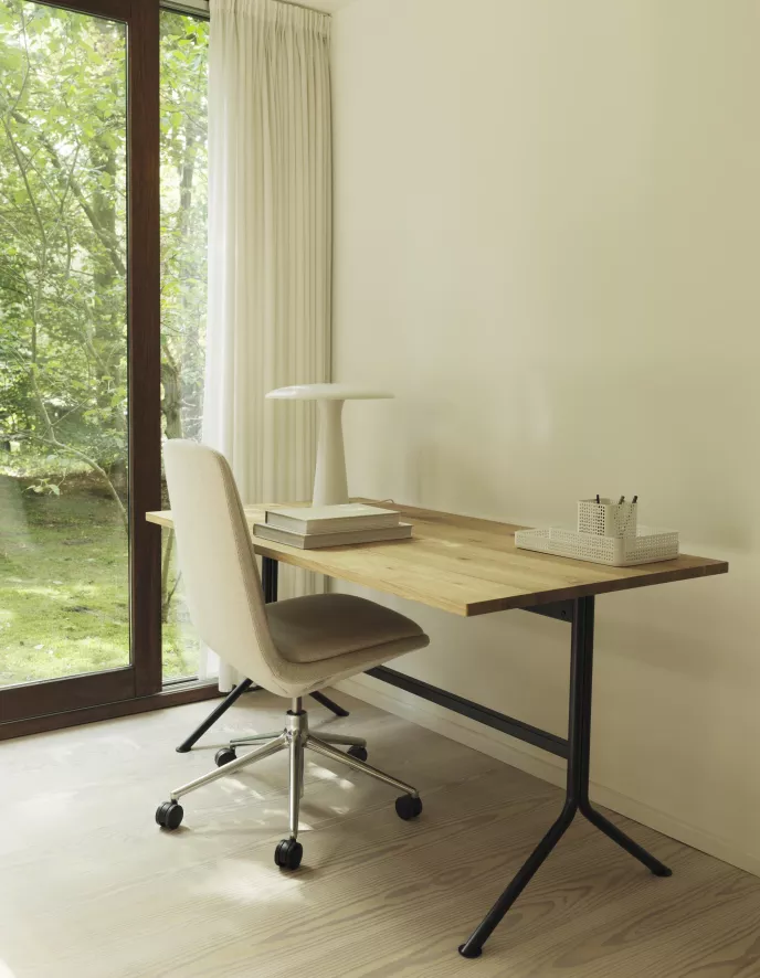 Normann Copenhagen Kip Bureau Black 150x80 Pine 10 Normann Copenhagen Kip Bureau Black 150x80 Pine - Afbeelding 10
