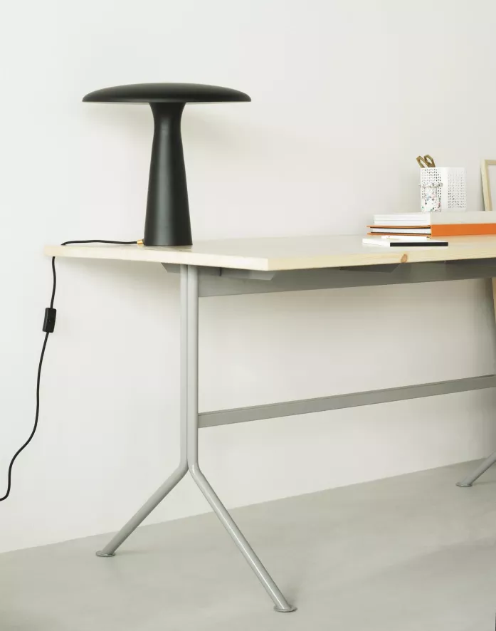 Normann Copenhagen Kip Bureau Grey 150x80 Oak 2 Normann Copenhagen Kip Bureau Grey 150x80 Oak - Afbeelding 2