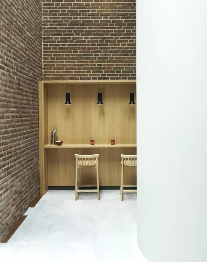 Normann Copenhagen Hat Hanglamp Ø13 Zwart 4 Normann Copenhagen Hat Hanglamp Ø13 Zwart - Afbeelding 4