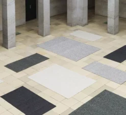 Normann Copenhagen Polli Vloerkleed 100x200 Grey Multi 10 Normann Copenhagen Polli Vloerkleed 100x200 Grey Multi -Normann Copenhagen Verkoopwinkel x886x886 normann copenhagen polli vloerkleed 100x2004.jpg.pagespeed.ic .PGWeqXurO 1 4