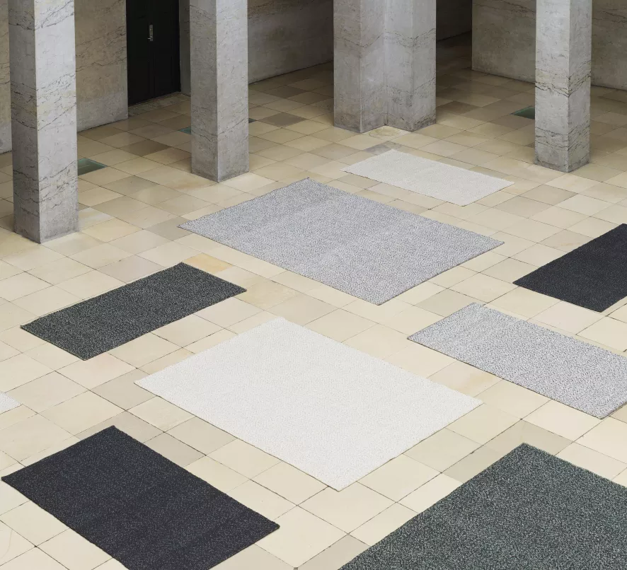 Normann Copenhagen Polli Vloerkleed 100x200 Grey Multi 3 Normann Copenhagen Polli Vloerkleed 100x200 Grey Multi - Afbeelding 3