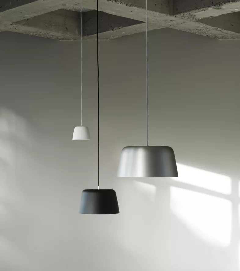 Normann Copenhagen Tub Hanglamp Ø30 Zwart 3 Normann Copenhagen Tub Hanglamp Ø30 Zwart - Afbeelding 3