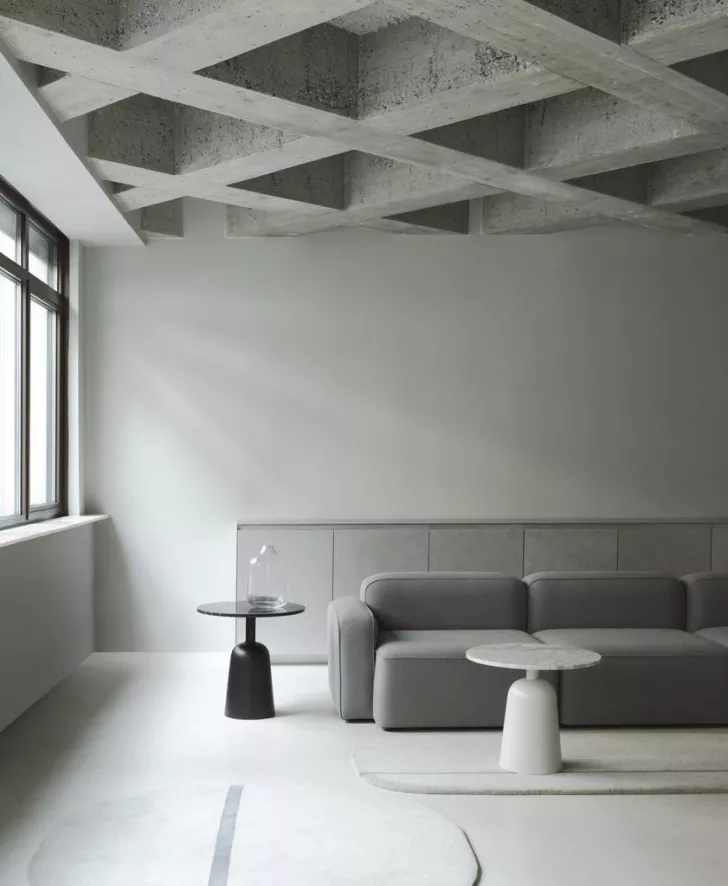 Normann Copenhagen Turn Table Marble Bijzettafel White 6 Normann Copenhagen Turn Table Marble Bijzettafel White - Afbeelding 6