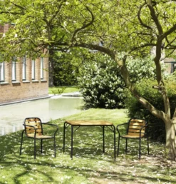 Normann Copenhagen Vig Wood Tuinstoel Met Armleuning Donkergroen 8 Normann Copenhagen Vig Wood Tuinstoel Met Armleuning Donkergroen -Normann Copenhagen Verkoopwinkel x886x886 normann copenhagen vig wood tuintafel 90x805.jpg.pagespeed.ic .FIP3m0OMzy 4