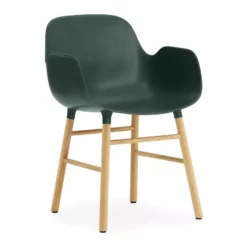 Normann Copenhagen Form Armchair Stoel Met Eiken Onderstel Groen